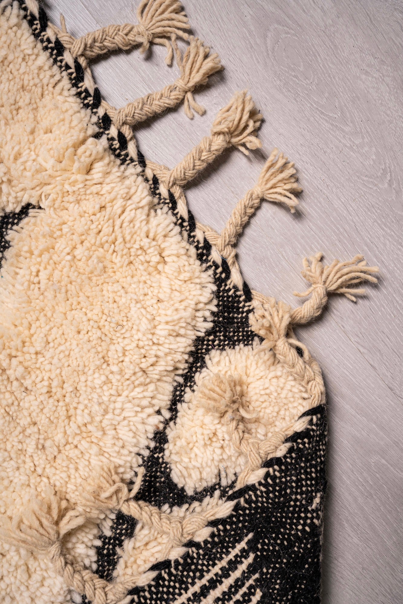 Mrirt Rug LARGE MR-0002