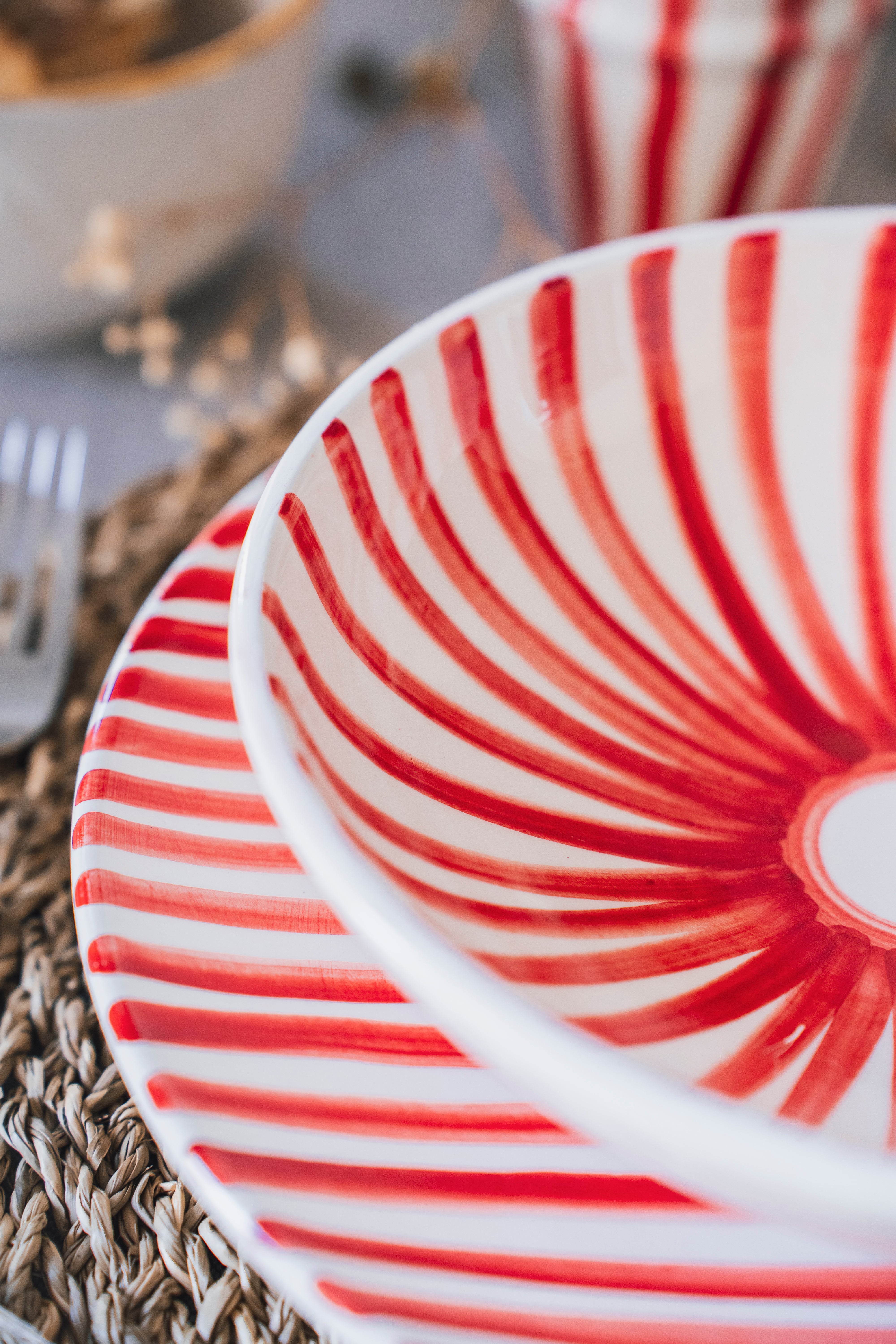 Ray - Red | 2-Piece Dinner Set ( 25 / 21 cm ) RR-001