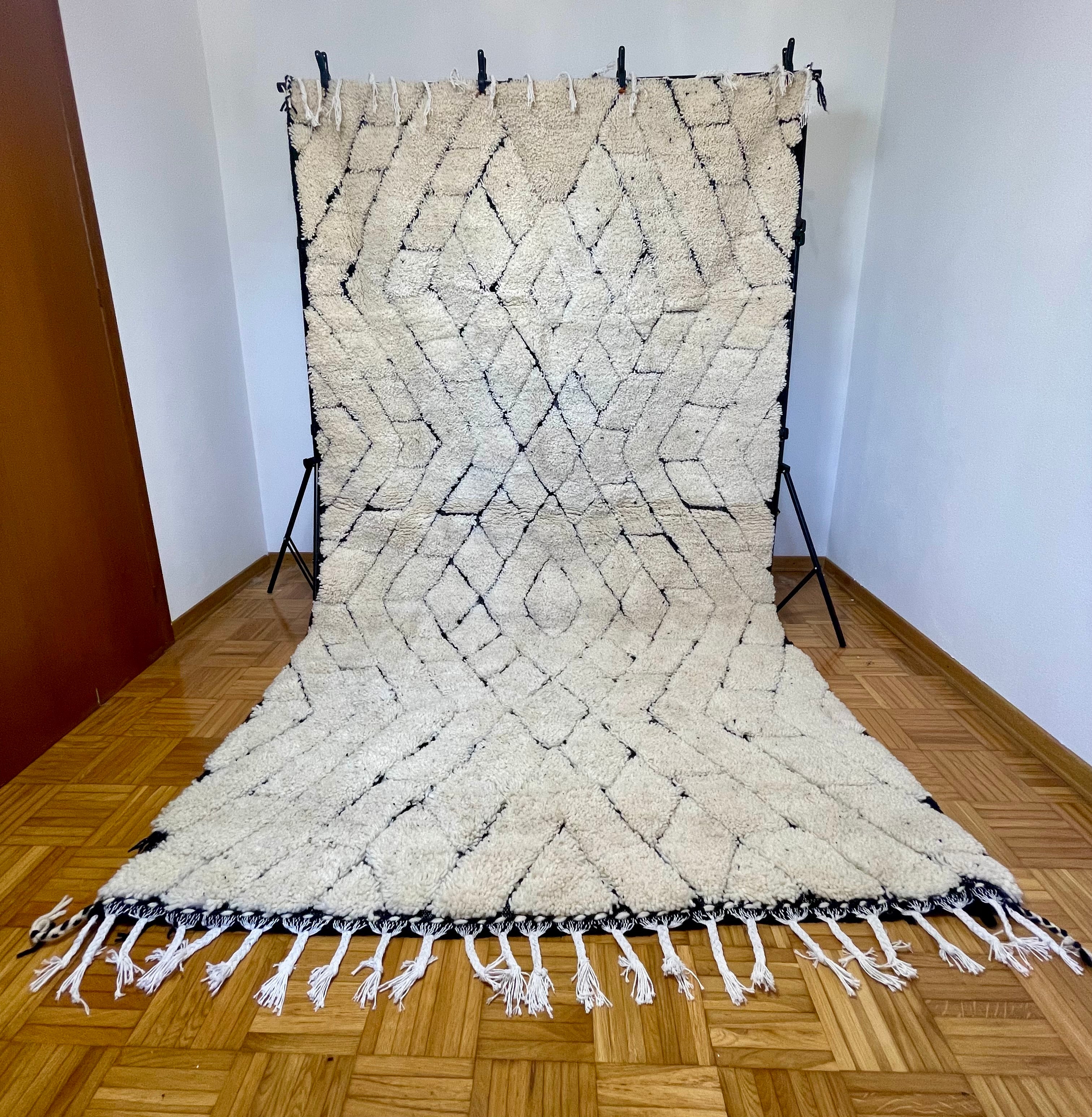 Mrirt Rug LARGE MR-0002