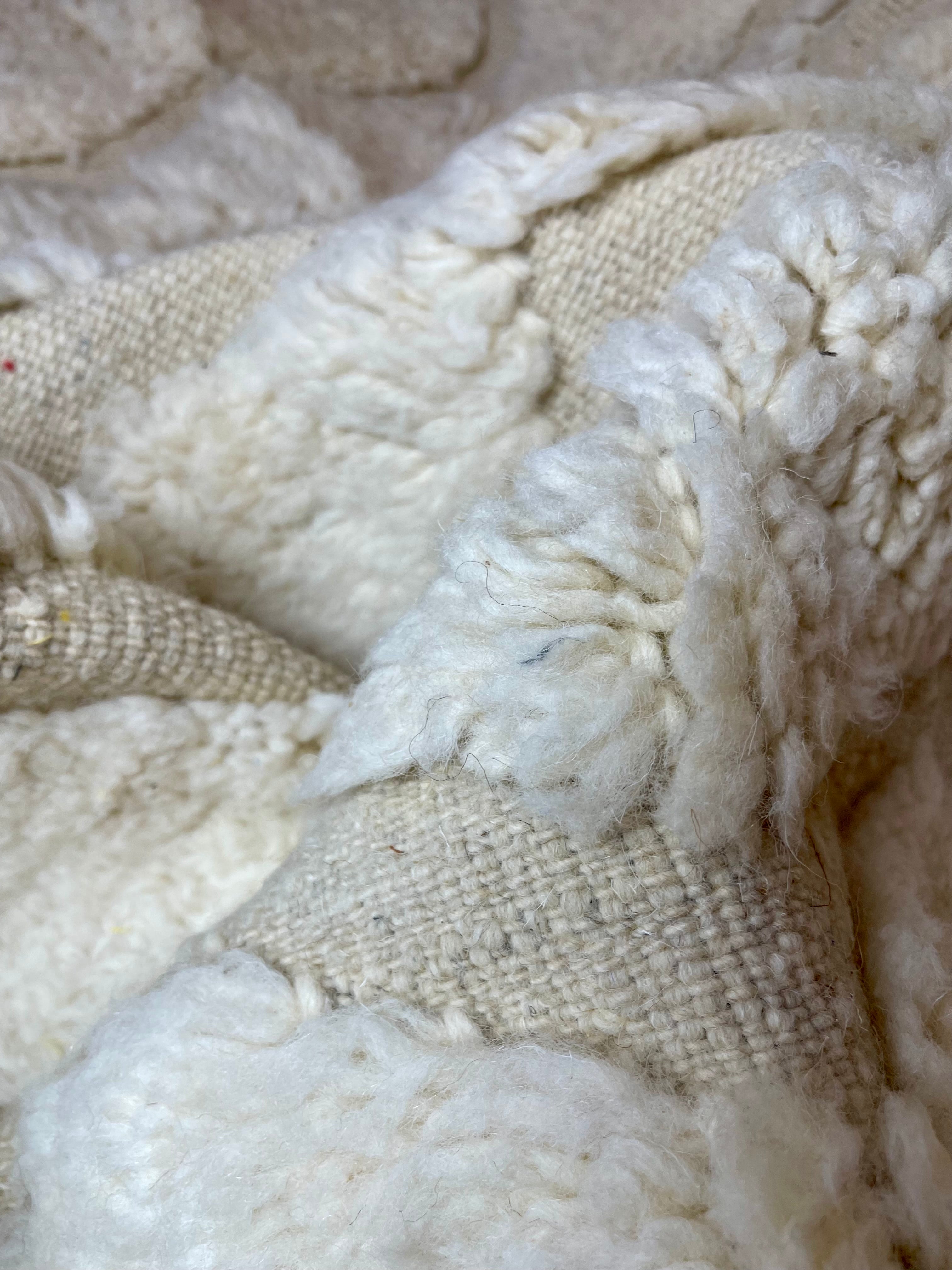 Mrirt Rug LARGE MR-0001